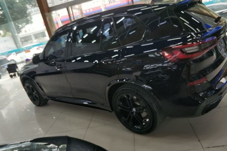 Used BMW X5 2022 Restyled xDrive 40Li Luxury Edition M Sport Package
