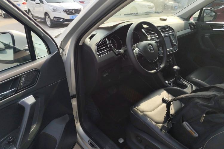 Used Volkswagen Tiguan L 2018 330TSI Automatic Two-Wheel Drive Luxury Edition