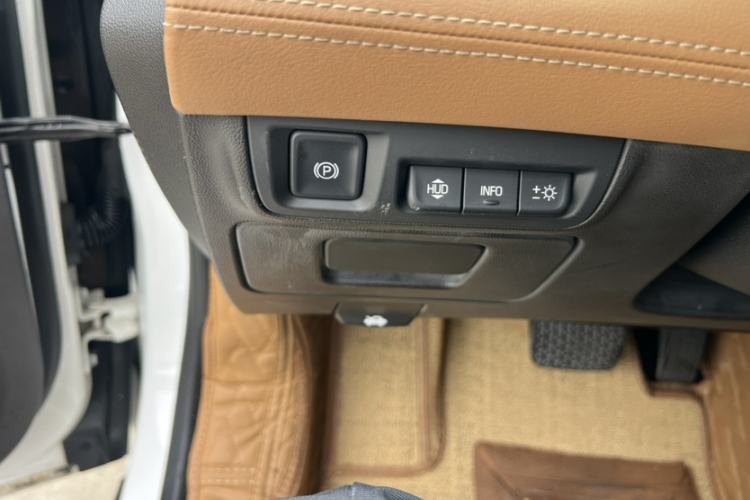 Used Buick LaCrosse 2018 28T Luxury Edition