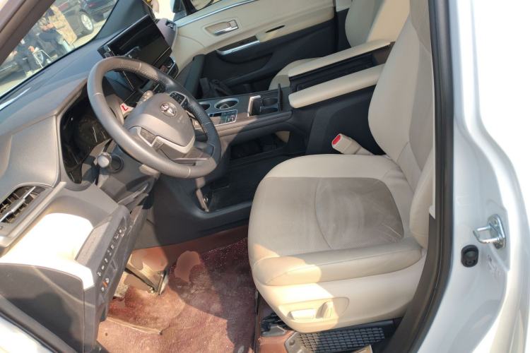 Used Toyota Granvia 2023 2.5L Hybrid Prestige PLUS Edition