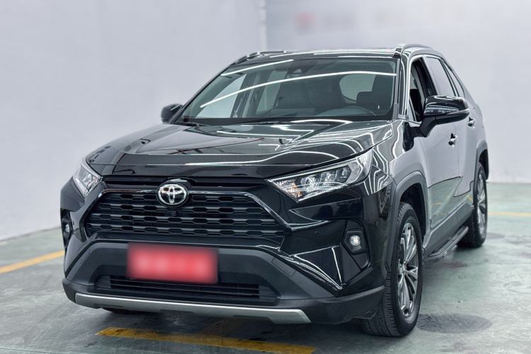 Used Toyota RAV4 2023 2.0L CVT Two-Wheel Drive Fashion Edition
