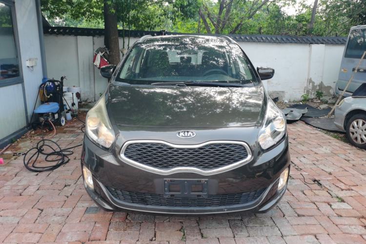 Used Kia Carens 2013 2.0L 7-Seater Automatic Standard Version China IV Standard
