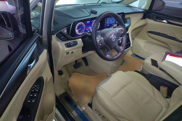 Used Buick GL8 2022 ES Landtrek 653T Luxury Edition
