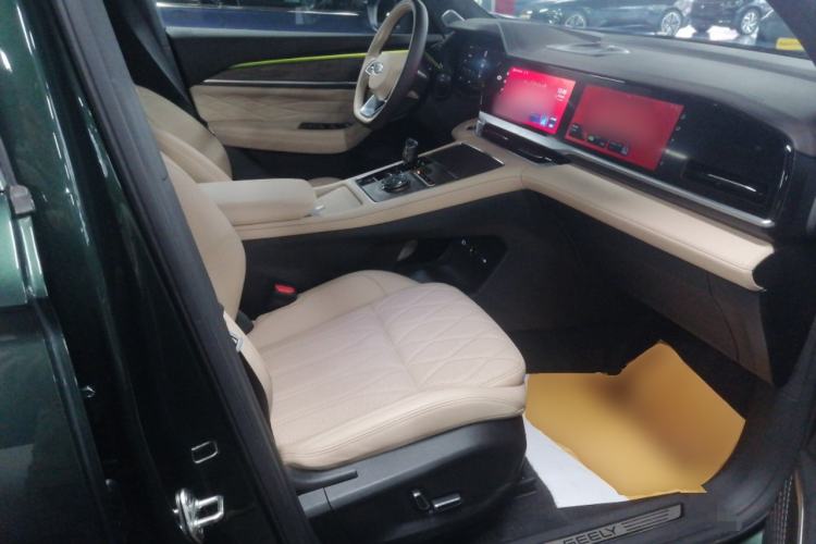 Used Geely Auto Monjaro L 2025 Dongfang Yao 2.0TD Automatic All-Wheel-Drive Wangyue Edition
