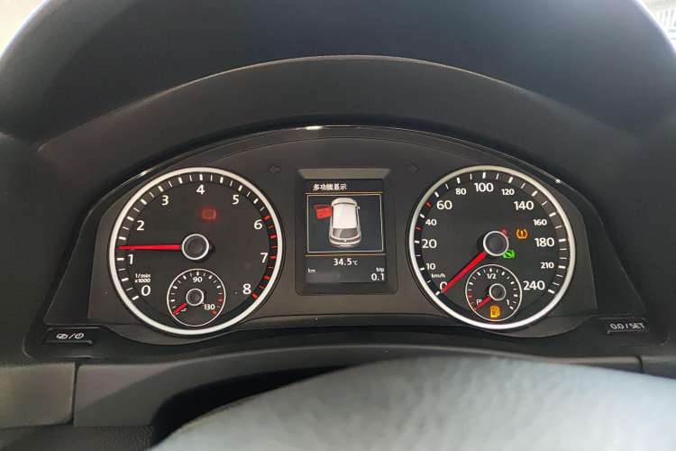 Used Volkswagen Tiguan 2015 2.0 TSI Automatic All-Wheel Drive Flagship Edition
