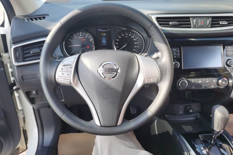 Used Nissan Qashqai 2017 2.0L CVT Smart Enjoyment Version China VI Standard