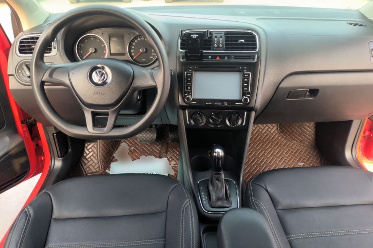 Used Volkswagen Polo 2014 1.6L Automatic Comfort Edition
