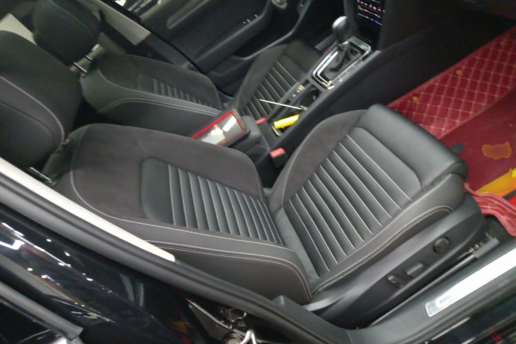 Used Volkswagen Magotan 2020 330TSI DSG Leading Model
