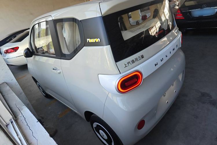 Used Wuling Hongguang MINIEV 2024 3rd Generation 215km Youth Edition
