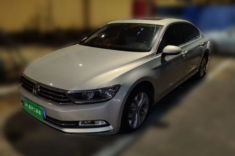 Used Volkswagen Magotan 2017 330TSI DSG Luxury Model
