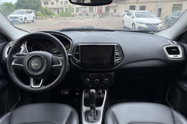 Used  Compass 2017 200T Automatic Comfort Edition