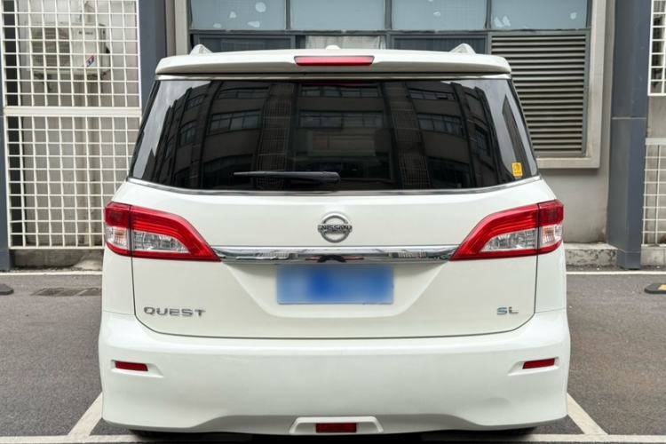 Used Nissan Quest 2015 3.5L SL
