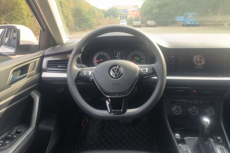 Used Volkswagen Lavida 2021 1.5L Automatic Comfort Edition
