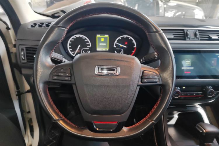 Used Qoros 5 2019 1.6T Automatic Zhiyun Connect (AliOS) Edition Prestige Model
