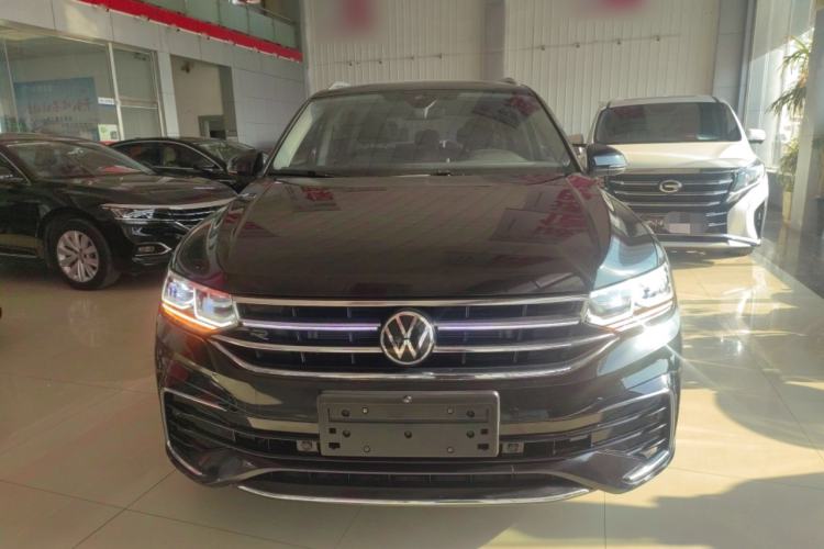 Used Volkswagen Tiguan L 2023 330TSI Automatic Two-Wheel Drive R-Line Flagship Edition
