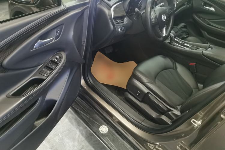 Used Buick Envision 2018 20T Two-Wheel-Drive Leading Model
