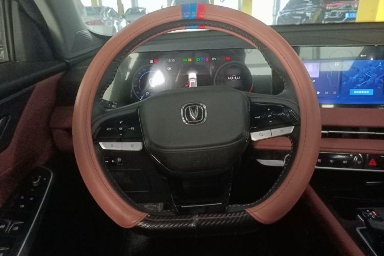 Used Changan CS75 PLUS 2024 3rd Generation Champion Edition 1.5T Intelligent Drive Dynamic Model
