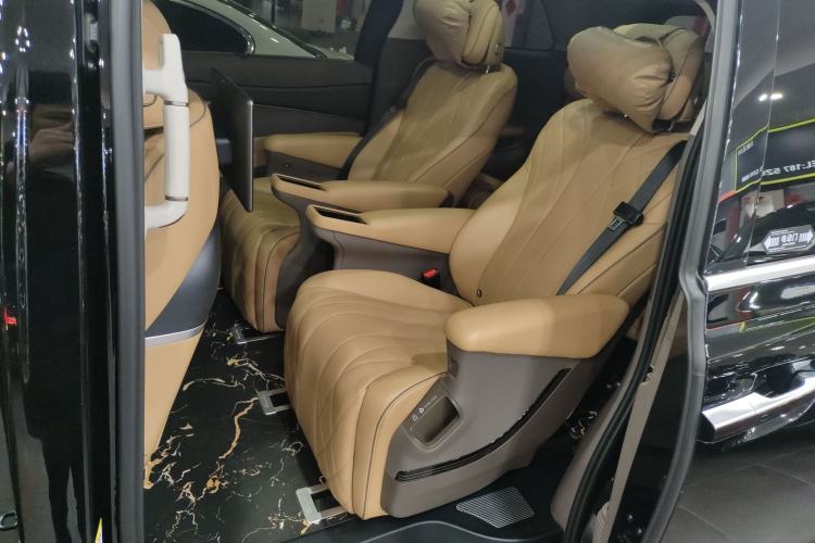 Used Denza D9 2022 DM-i 970 Four-Wheel Drive Flagship Model