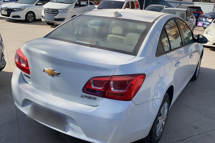 Used Chevrolet Cruze 2015 1.5L Classic SL MT
