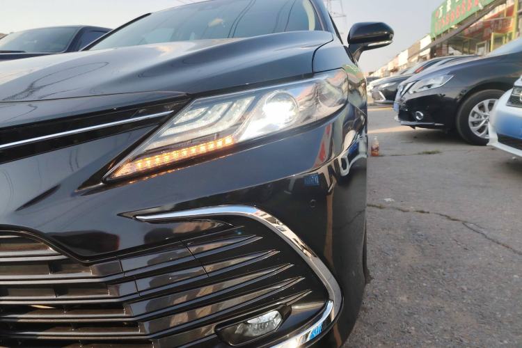 Used Toyota Camry 2021 2.0G Luxury Edition
