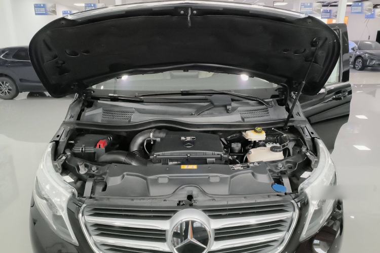 Used Mercedes-Benz V-Class 2018 V 260 Prestige Edition China VI
