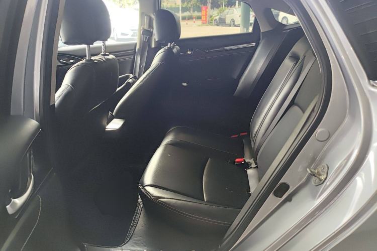 Used Honda Civic 2016 220TURBO CVT Luxury Edition
