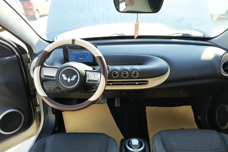 Used Wuling Bingo 2023 203km Light Edition
