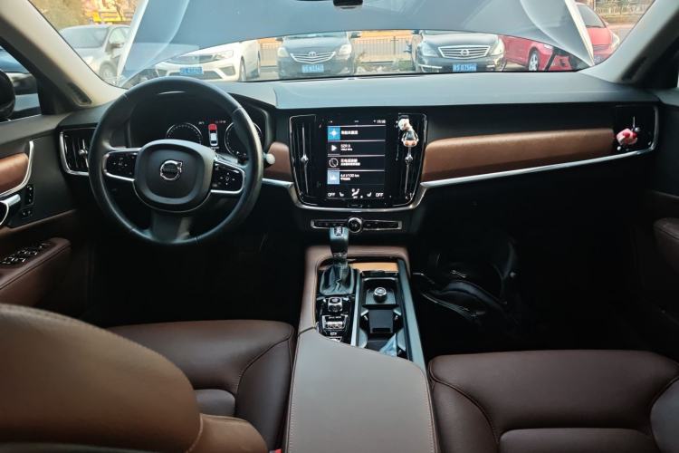 Used Volvo S90 2020 T5 Zhiyi Luxury Edition