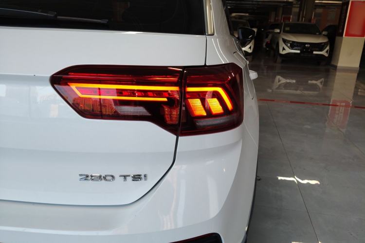 Used Volkswagen T-ROC 2020 280TSI DSG Two-Wheel Drive Comfort Version
