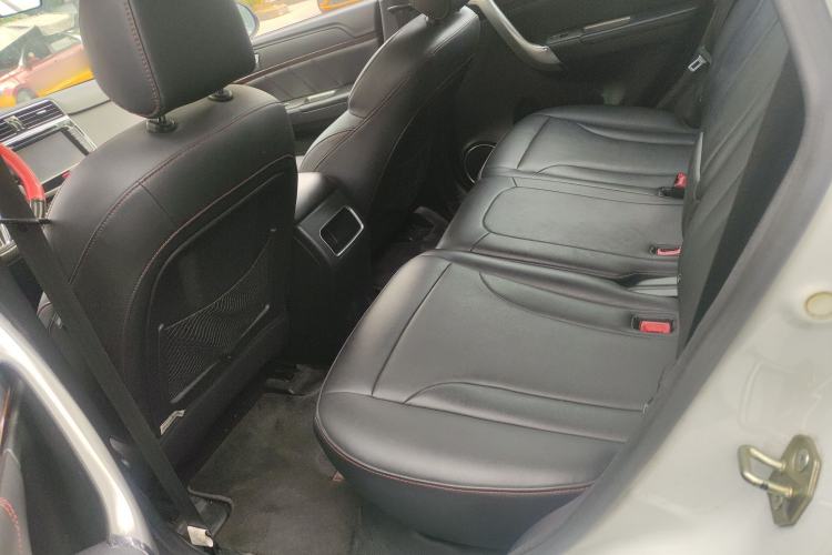 Used Haval H6 2015 Revised Version Sport Edition 1.5T Manual Transmission Two-Wheel Drive Elite Grade
