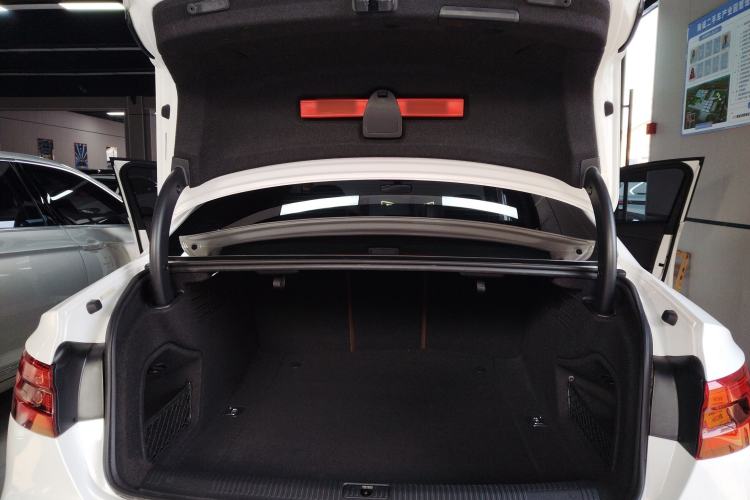 Used Audi A4L 2017 Plus 40 TFSI Fashion Model