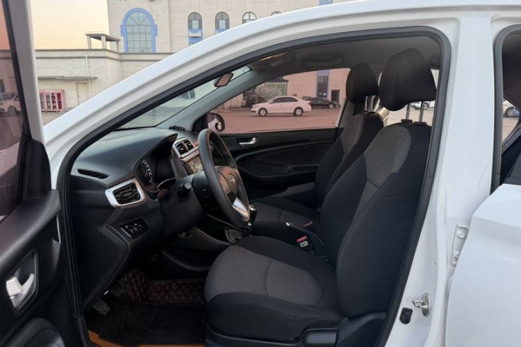 Used Hyundai Verna 2017 1.4L Manual Huancai Edition China V Standard