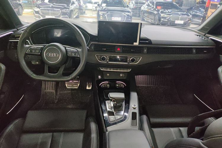 Used Audi A4L 2024 40 TFSI Luxury Dynamic Edition (Starry Night Version)
