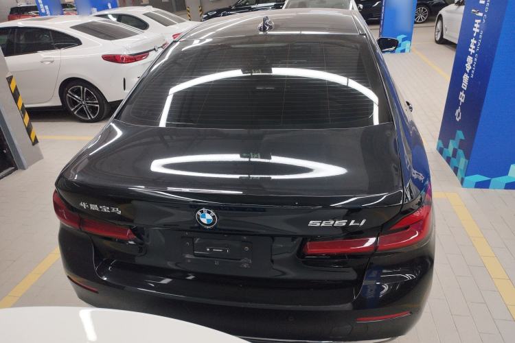 Used BMW 5 Series 2022 Second Facelift 525Li Luxury Package