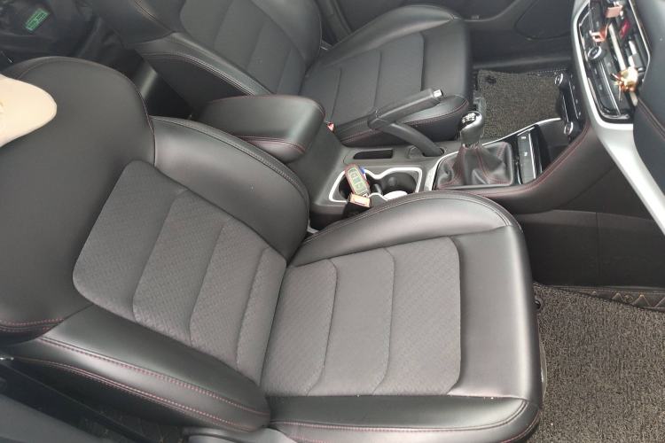 Used  Refine R3 2019 1.5T Jingfeng Model 7 Seats
