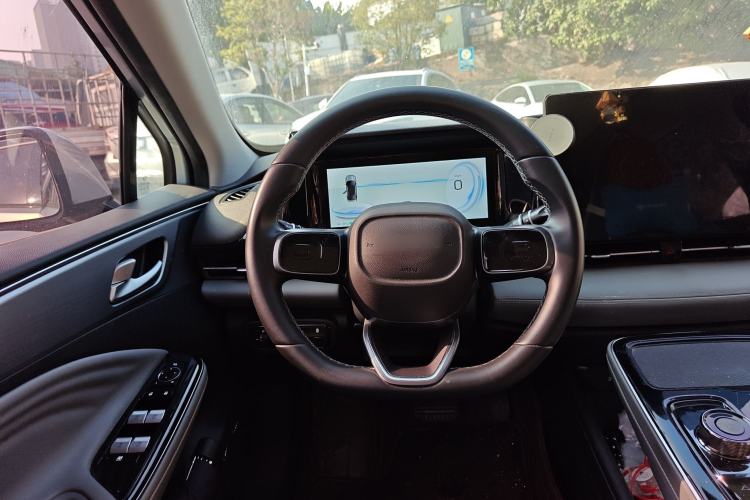 Used AION S Plus 2022 80 Tech Edition
