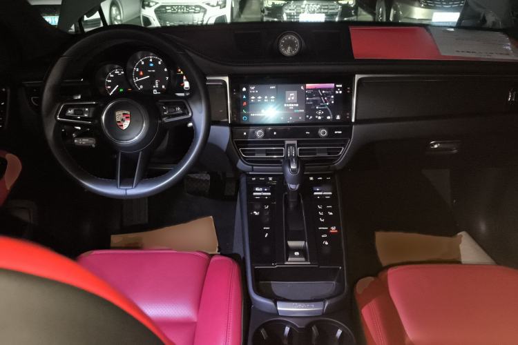 Used Porsche Macan 2024 Macan 2.0T
