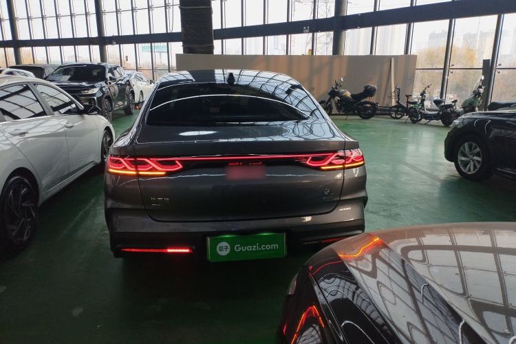 Used BYD Qin L 2025 DM-i Smart Drive 80KM Leading Model