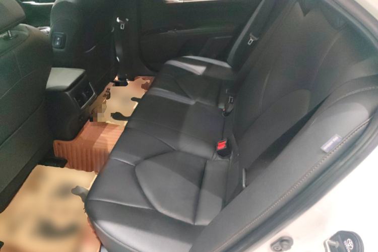 Used Toyota Camry 2021 2.5G Luxury Edition
