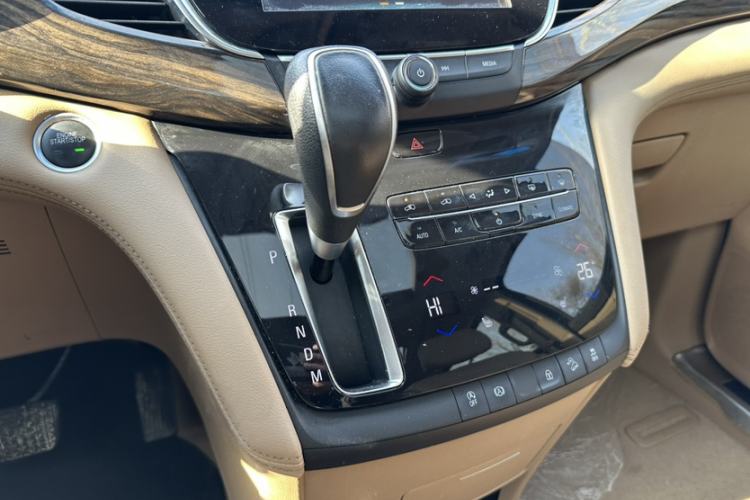 Used Buick GL8 2017 ES 28T Luxury Model China V Standard