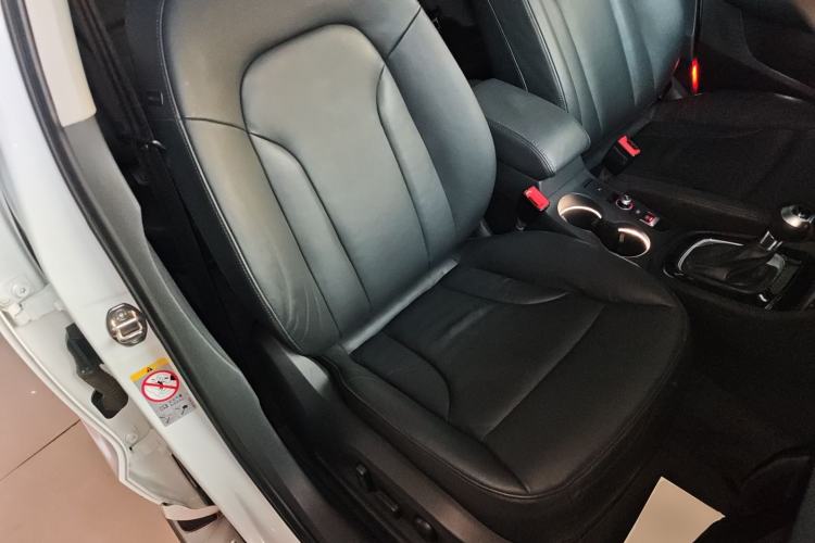 Used Audi Q3 2016 35 TFSI Collection Edition quattro Enjoyment Model
