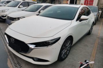 Used Mazda Mazda 3 Axela 2020 2.0L Automatic Luxury Version
