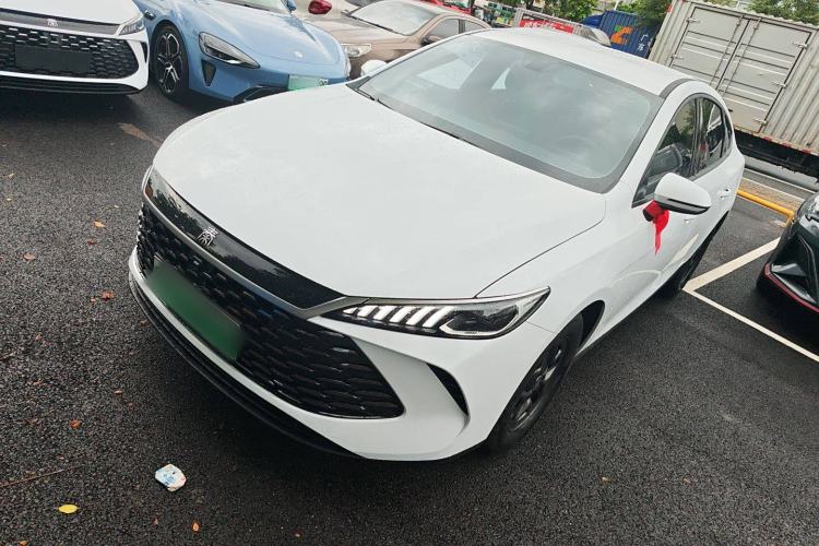 Used BYD Qin PLUS 2025 DM-i Smart Drive 55KM Leading Model
