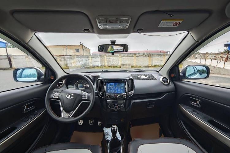 Used Great Wall M4 2014 1.5L manual Comfort trim level
