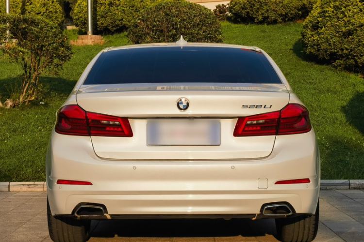 Used BMW 5 Series 2018 528Li Launch Special Edition
