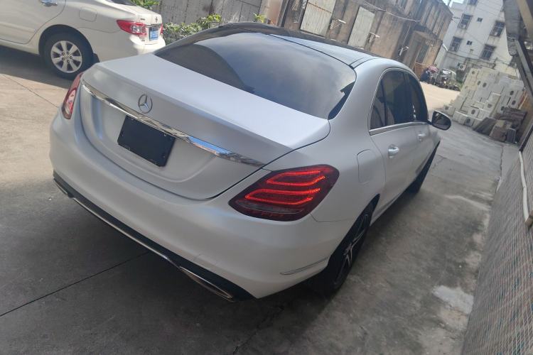 Used Mercedes-Benz C-Class 2015 C 200 L