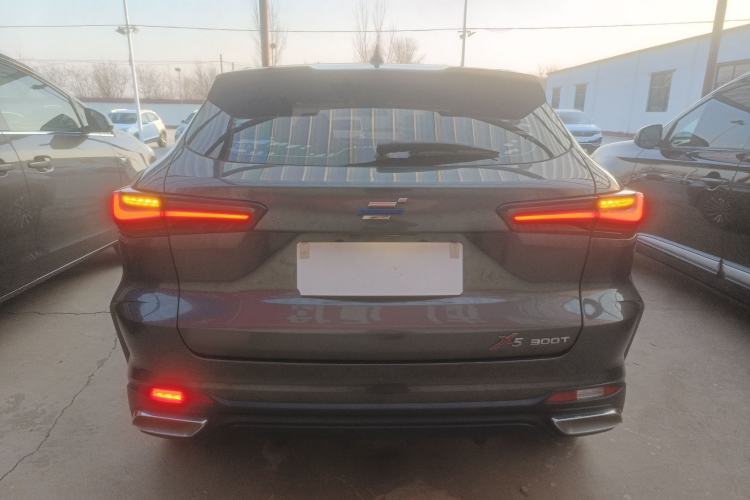 Used Oshan X5 2021 Revised Version 1.5T DCT Luxury Edition
