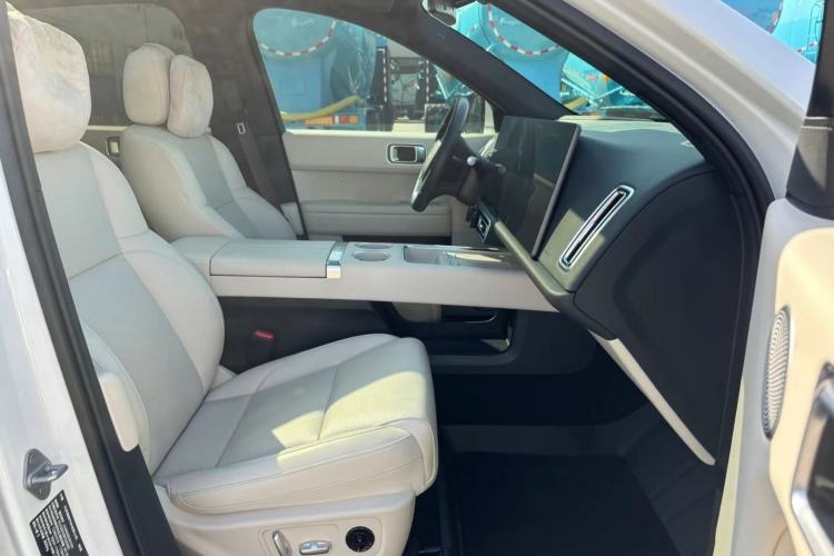 Used Li Auto L6 2024 PRO Model
