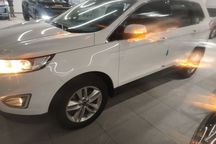 Used Ford Edge 2018 Facelifted EcoBoost 245 Two-Wheel-Drive Platinum Edition 5 Seats China V Emission Standard
