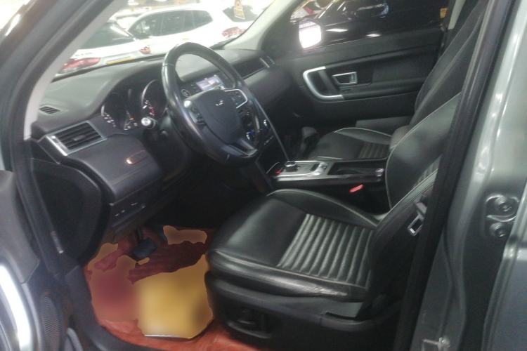 Used Land Rover Discovery Sport 2019 240 PS SE Dynamic Version China VI Standard
